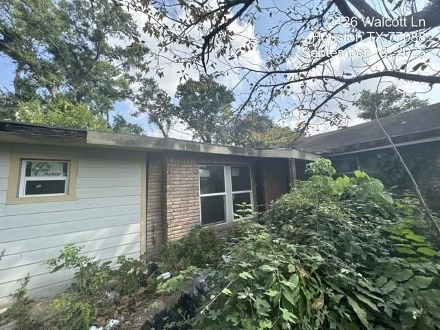 Unit for sale at 2426 Walcott Lane, Houston, TX 77088