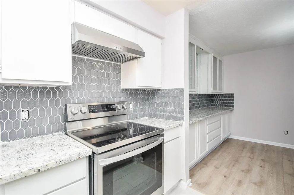 Unit for sale at 6633 Airport, Houston, TX 77035