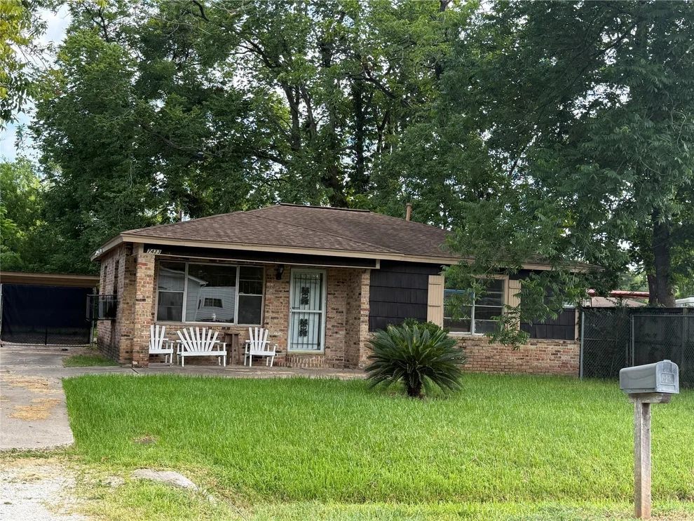 Unit for sale at 7433 Springdale Street, Houston, TX 77028