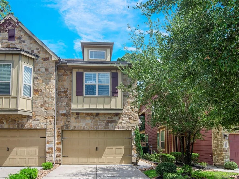 Unit for sale at 134 Cheswood Manor, The Woodlands, TX 77382