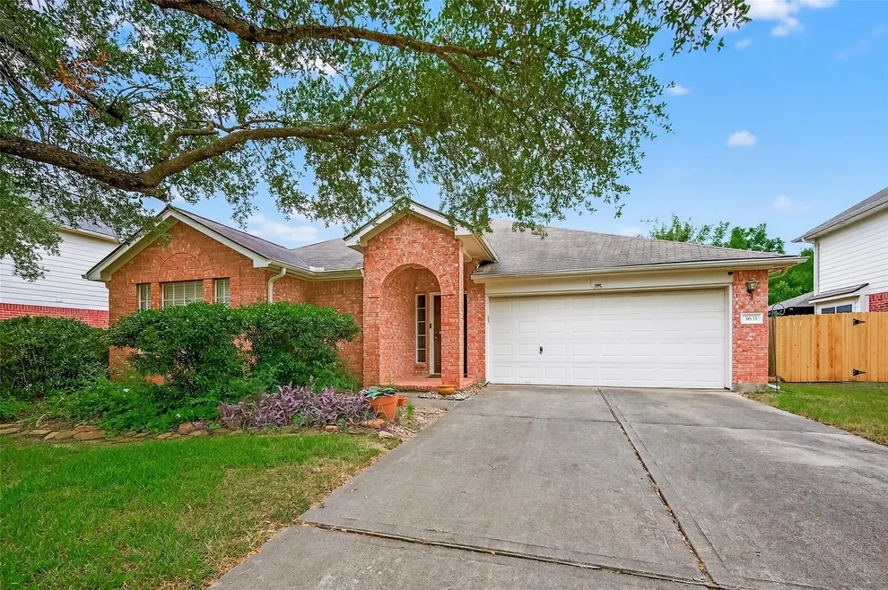 Unit for sale at 3631 Lakeaires Lane, Katy, TX 77449