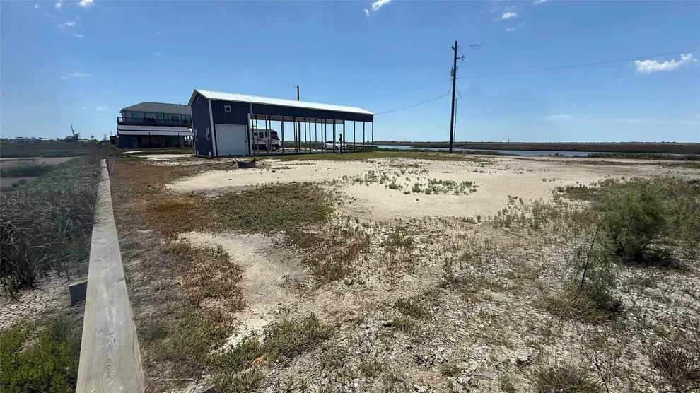 Unit for sale at 1326 N Tinkle Lane, Crystal Beach, TX 77650