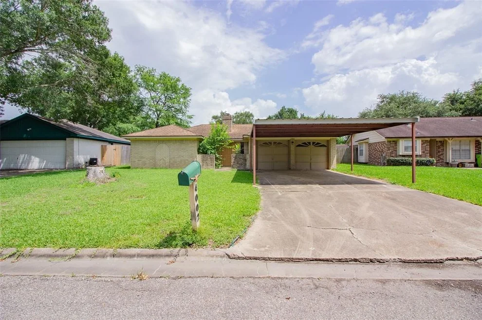 Unit for sale at 4002 Marilyn Street, Rosenberg, TX 77471
