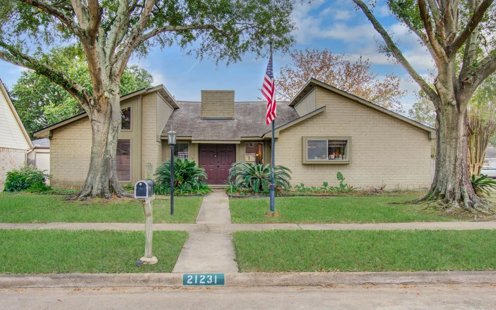 Unit for sale at 21231 Park Tree Lane, Katy, TX 77450