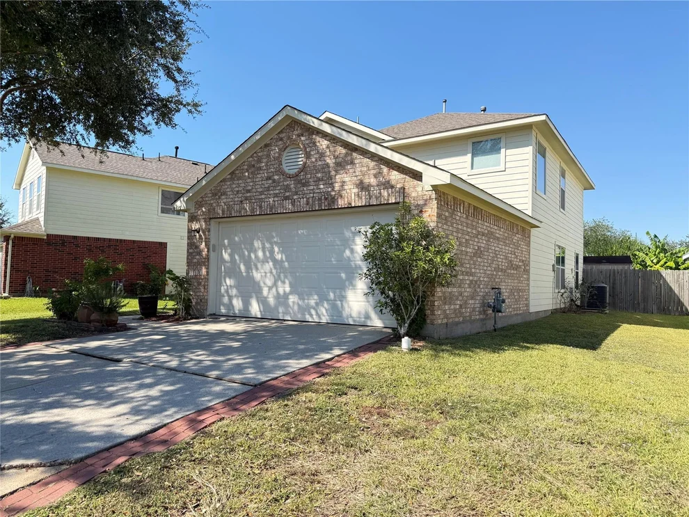 Unit for sale at 8615 Tartan Walk Lane, Houston, TX 77075