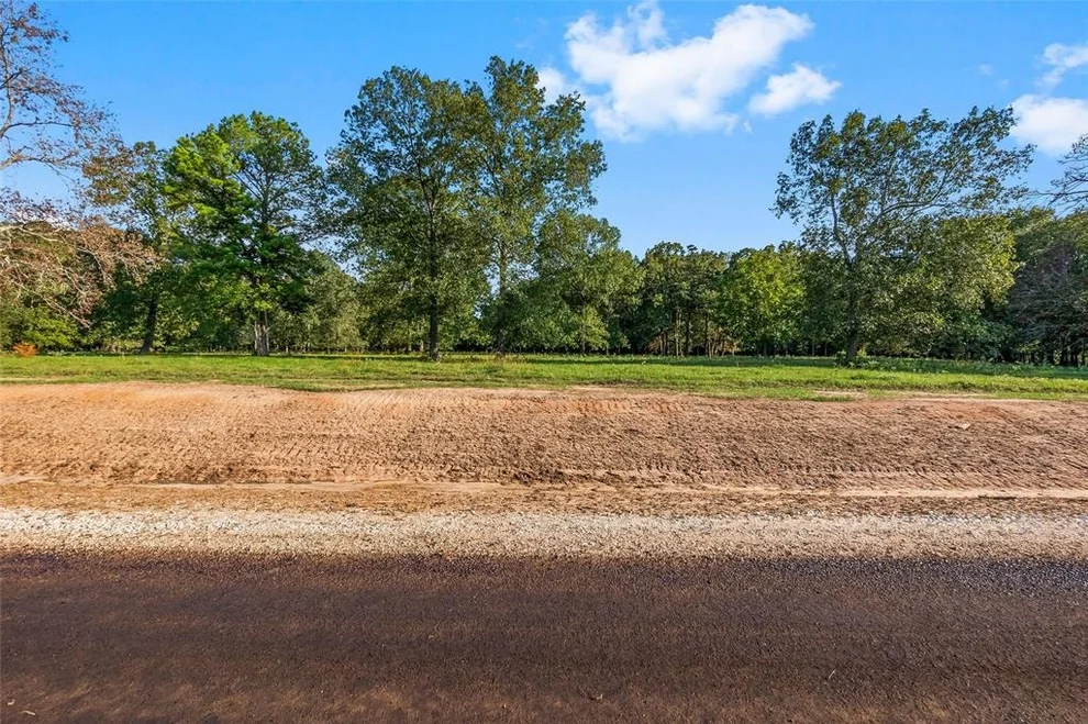 Unit for sale at 6034 Alans Memorial Lane, New Waverly, TX 77358