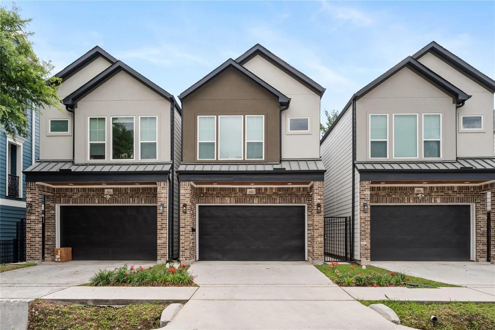 Unit for sale at 820 E 24th Street, Houston, TX 77009