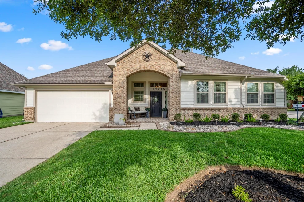 Unit for sale at 22215 Willow Creek Bridge Lane, Tomball, TX 77375