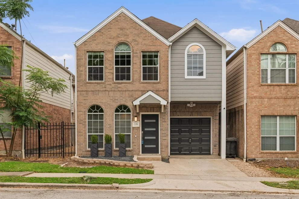 Unit for sale at 226 Sydnor Street, Houston, TX 77020