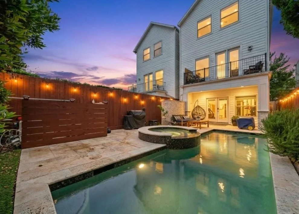 Unit for sale at 106 Arnold Street, Houston, TX 77007
