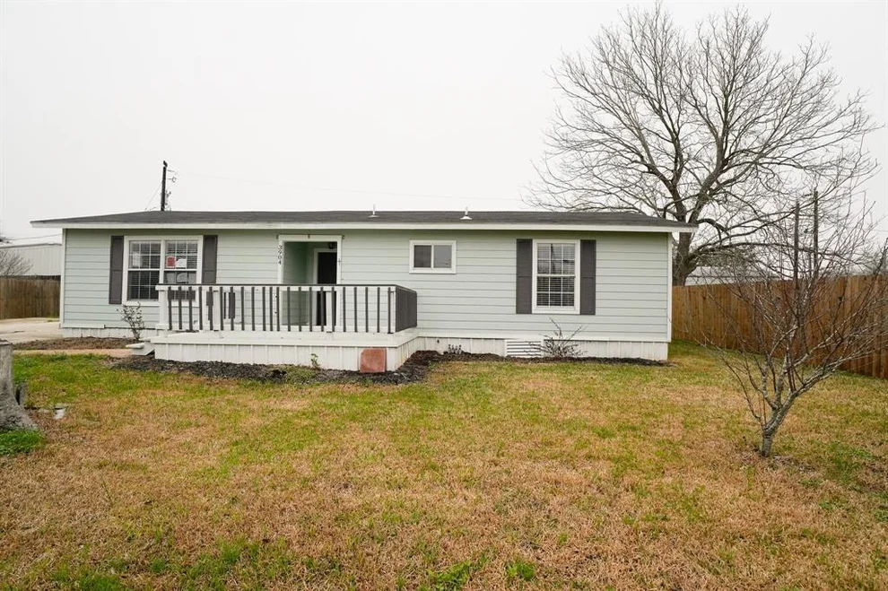Unit for sale at 3904 N Vine Street, Victoria, TX 77901