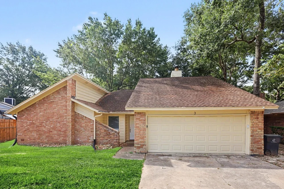 Unit for sale at 3 Flint Street, Conroe, TX 77301