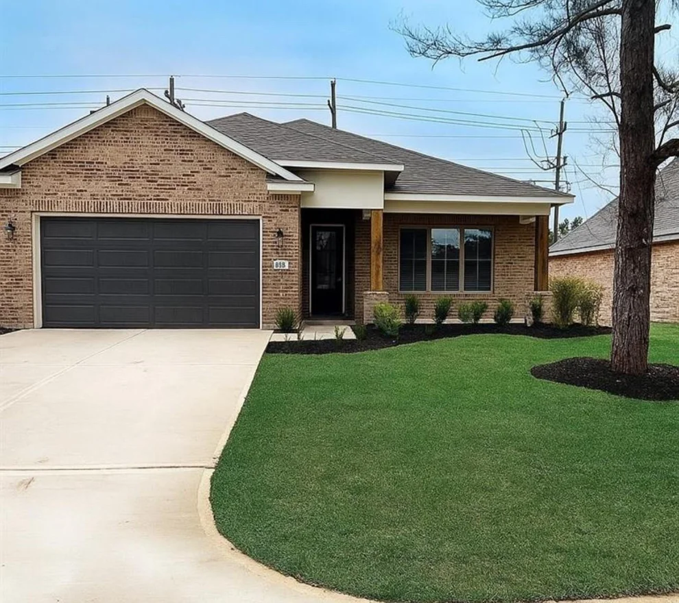 Unit for sale at 3522 Stonehenge Drive, Montgomery, TX 77356