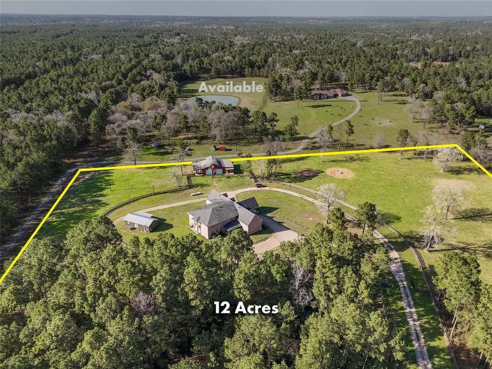 Unit for sale at 26250b Riley Road, Waller, TX 77484