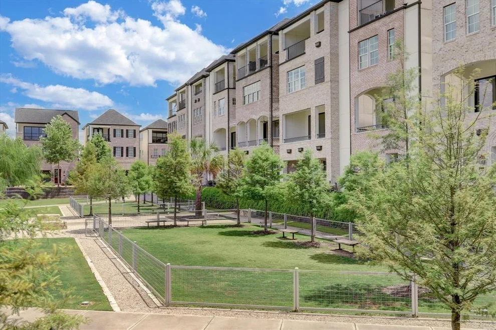 Unit for sale at 6124 Cottage Grove Lake Drive, Houston, TX 77007