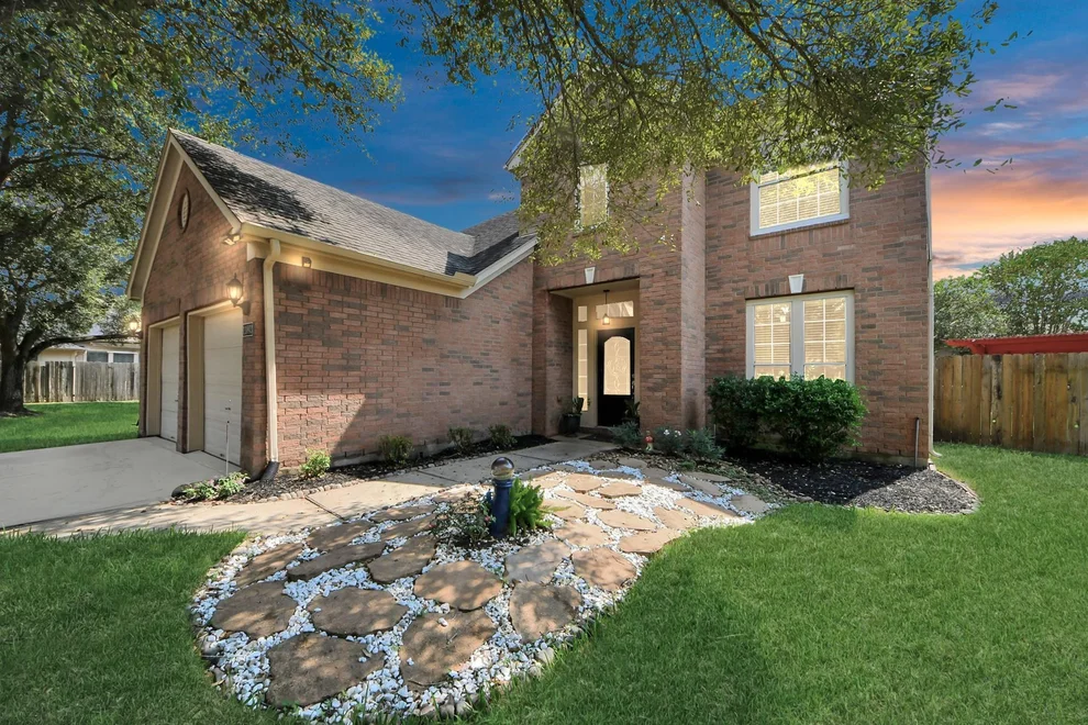 Unit for sale at 11003 Anilu Drive, Richmond, TX 77406