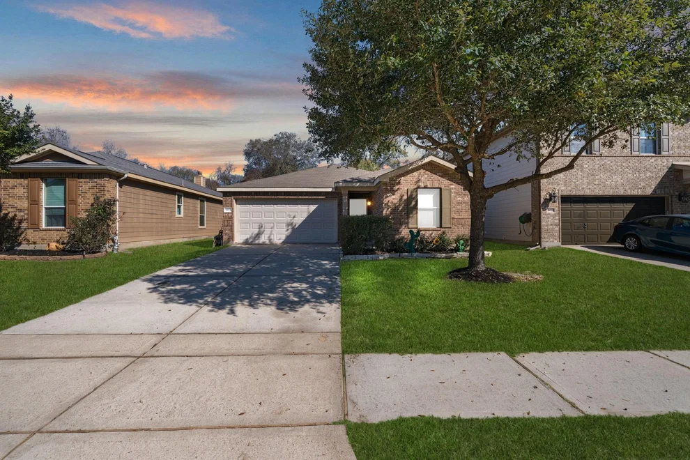 Unit for sale at 16022 Heights Harvest Lane, Cypress, TX 77429