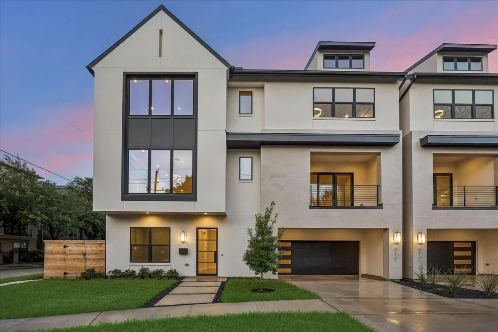 Unit for sale at 619 Bomar Street, Houston, TX 77006