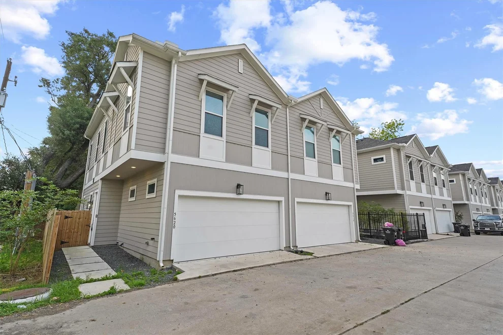 Unit for sale at 5620 Madison Street, Houston, TX 77091