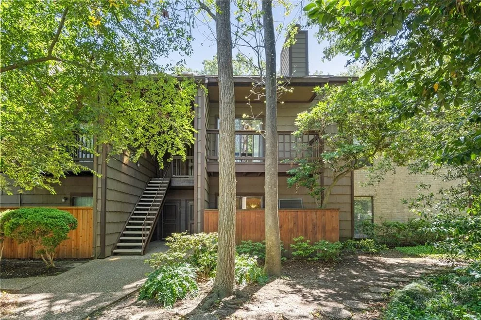 Unit for sale at 11711 Memorial Drive, Houston, TX 77024