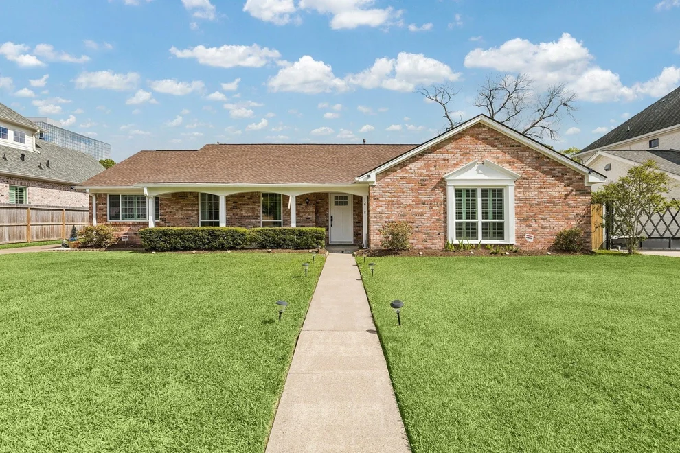 Unit for sale at 12118 Perthshire Road, Houston, TX 77024