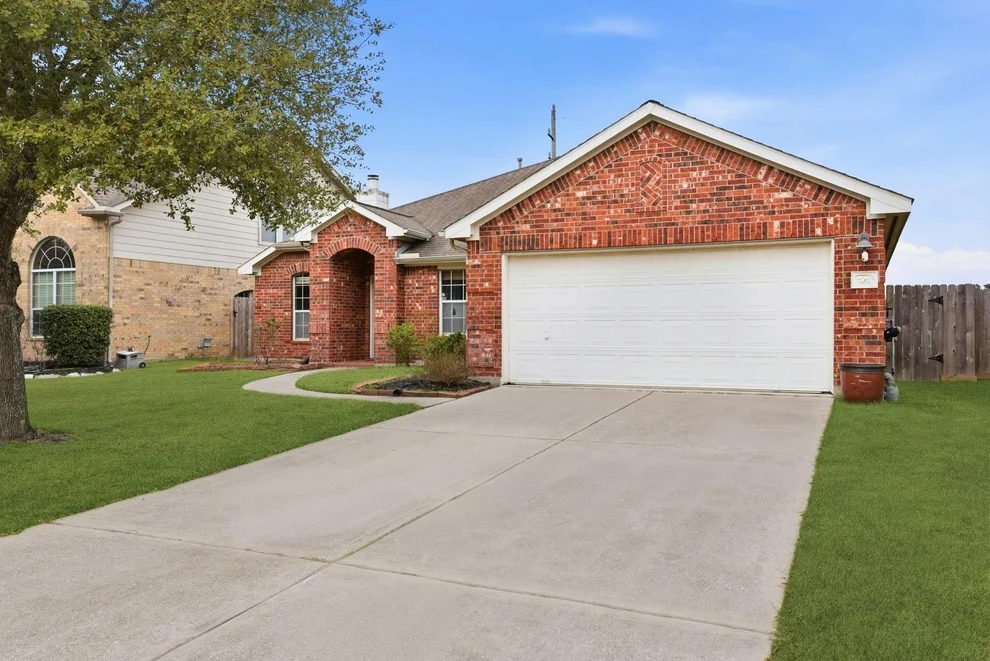 Unit for sale at 31410 Ashland Park Lane, Spring, TX 77386