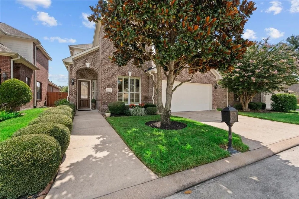 Unit for sale at 16331 Jordyn Lake Drive, Tomball, TX 77377
