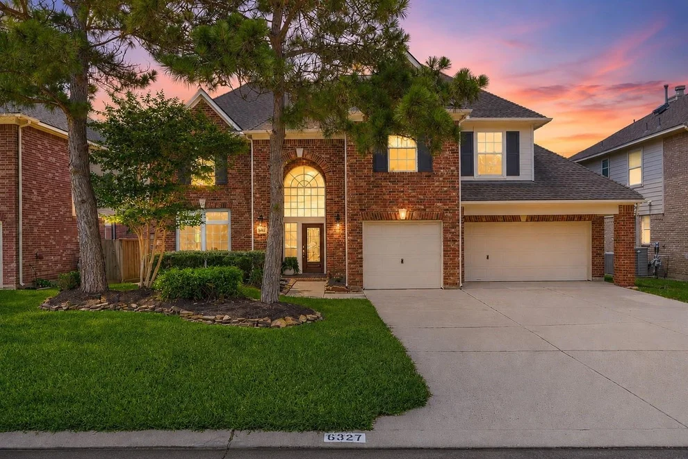 Unit for sale at 6327 Holden Mills Drive, Spring, TX 77389