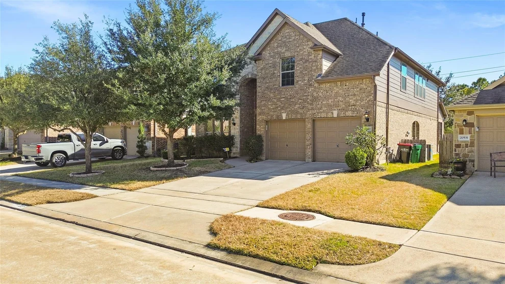 Unit for sale at 20527 S Blue Hyacinth Drive, Cypress, TX 77433