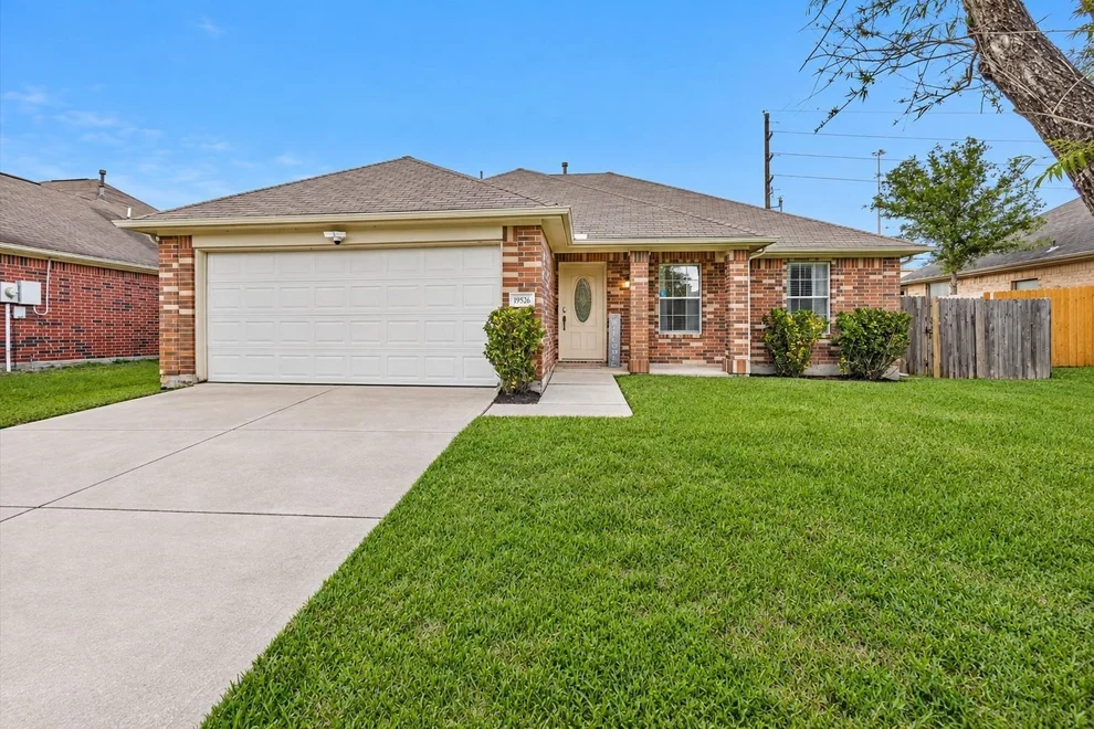 Unit for sale at 19526 Stillhouse Drive, Tomball, TX 77375
