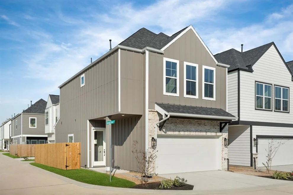 Unit for sale at 414 Stonework Landing Lane, Houston, TX 77076