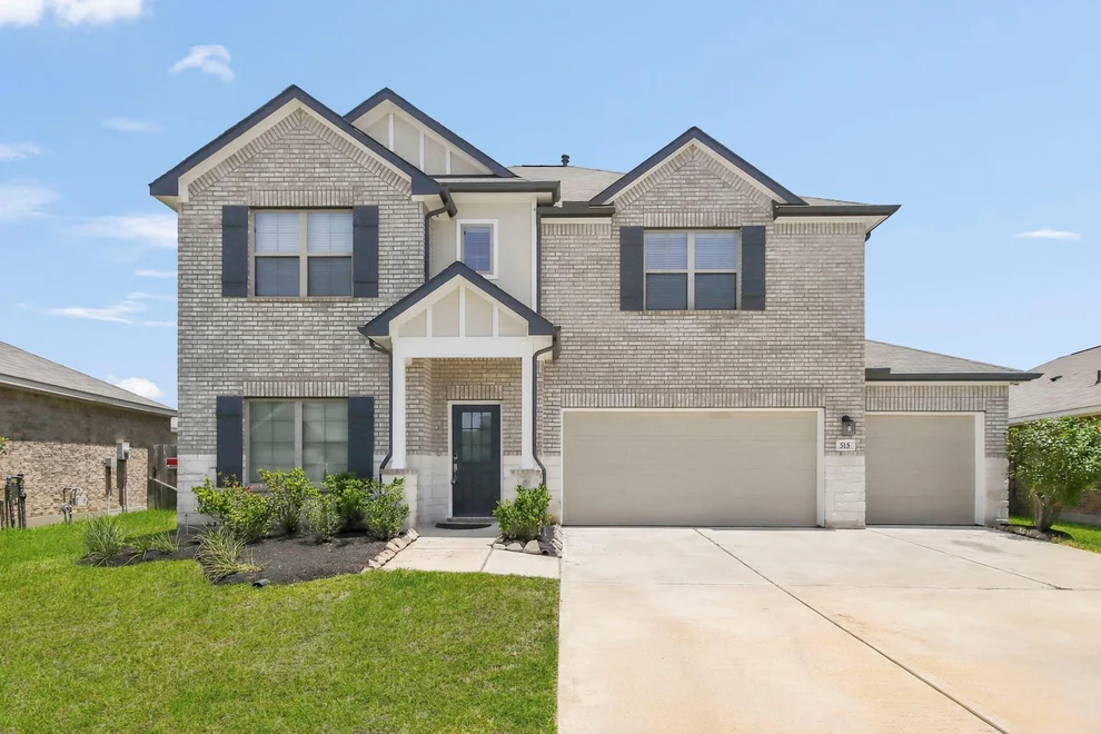 Unit for sale at 515 High Holly Circle, Magnolia, TX 77354