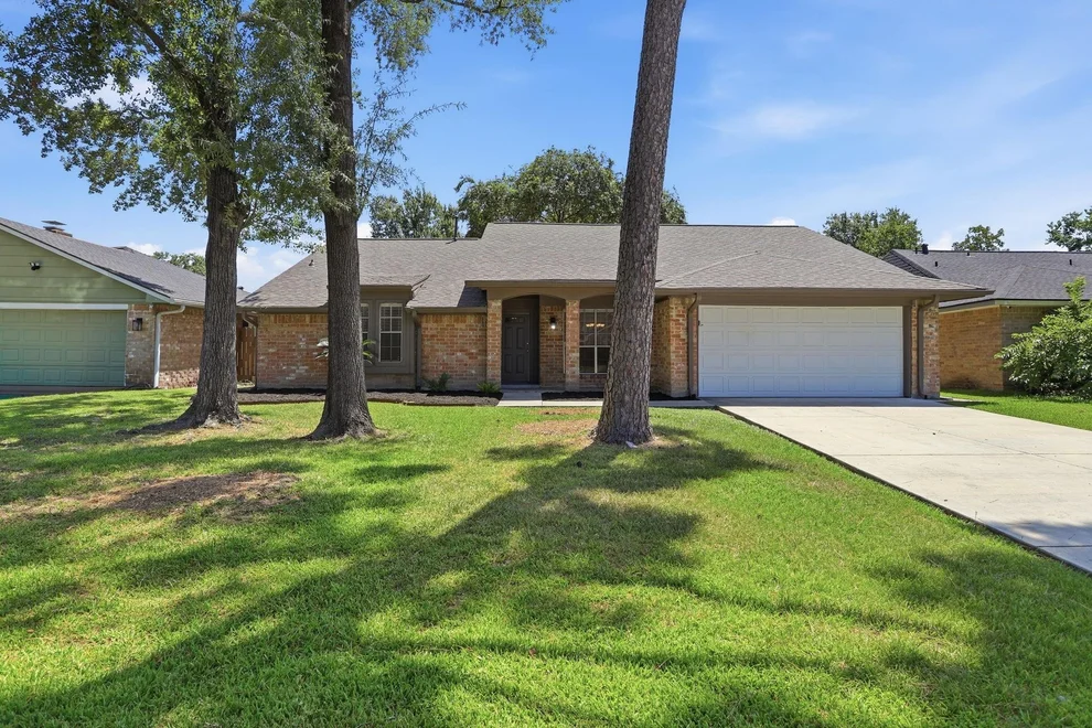 Unit for sale at 215 Black Rock Road, Houston, TX 77015
