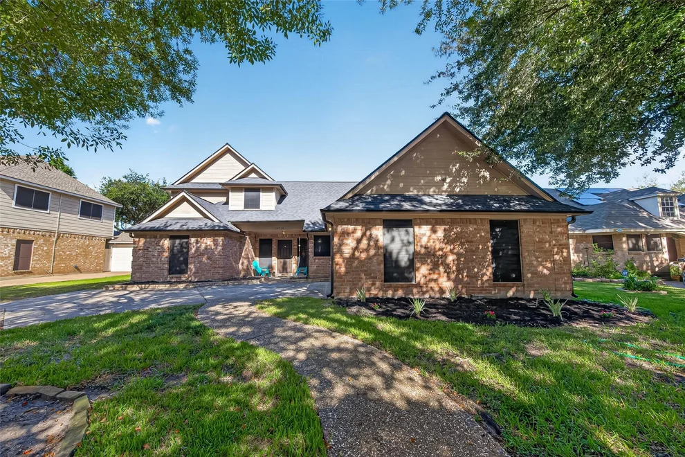 Unit for sale at 14715 Summerway Lane, Houston, TX 77014