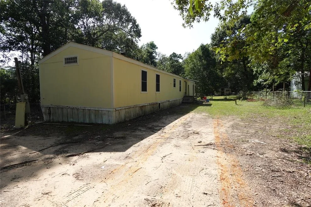 Unit for sale at 172 Walters Street, Livingston, TX 77351