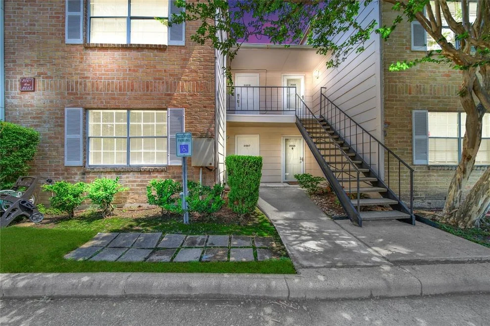Unit for sale at 2800 Jeanetta Street, Houston, TX 77063