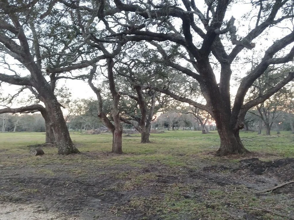 Unit for sale at 00 Avenue I, Danbury, TX 77534