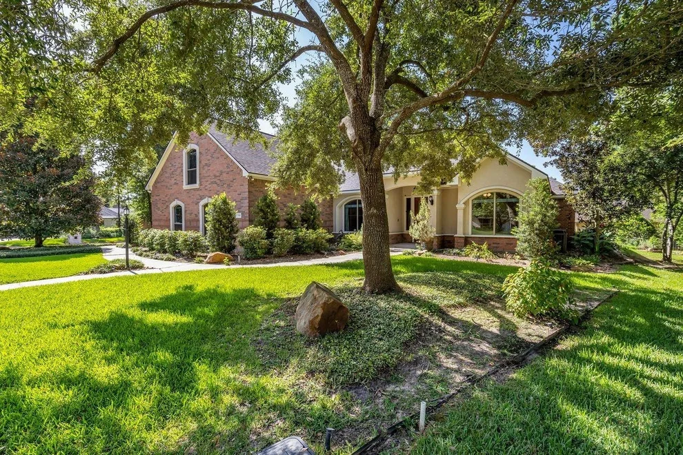 Unit for sale at 110 April Waters Drive W, Montgomery, TX 77356