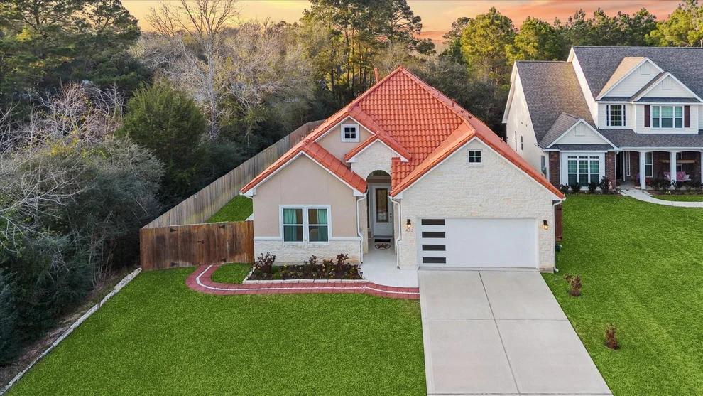 Unit for sale at 532 Carrell Street, Tomball, TX 77375