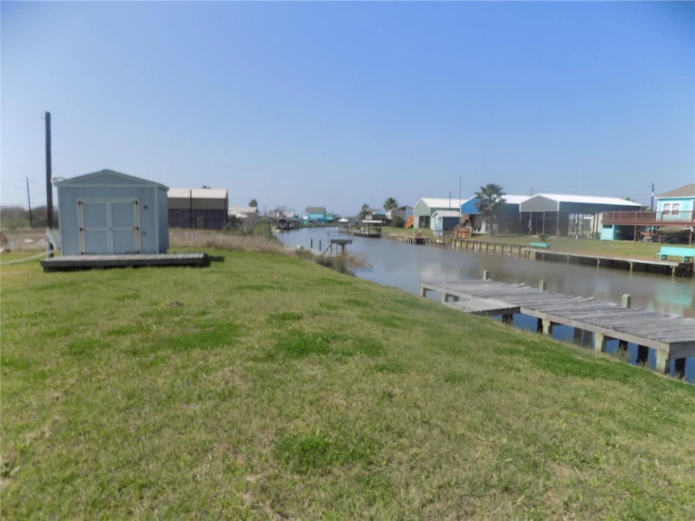Unit for sale at 12211 County Road 204, Sargent, TX 77414