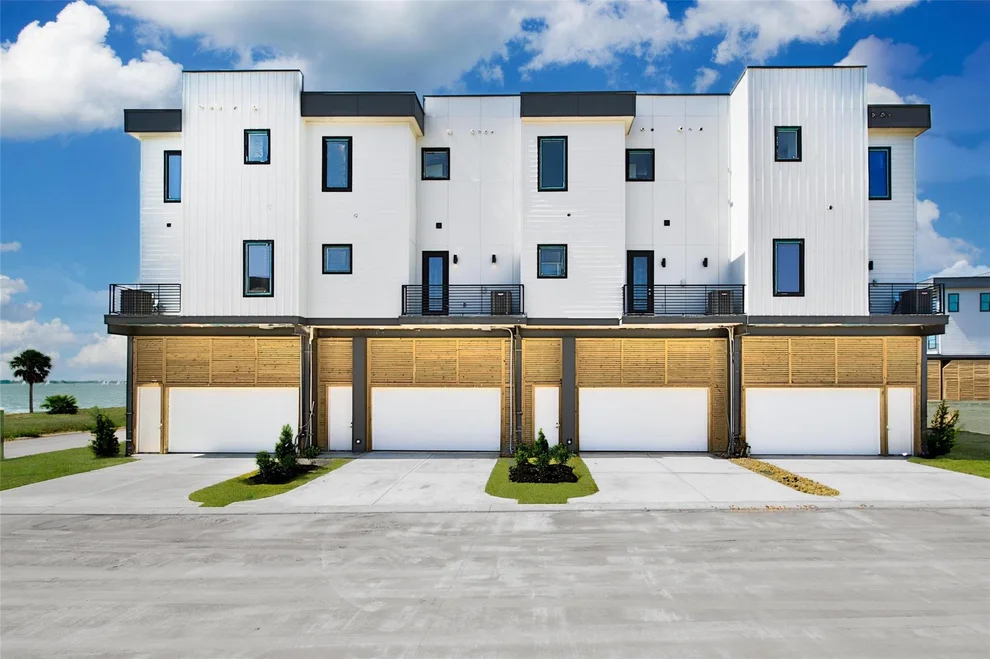 Unit for sale at 4412 Tucker Lane, Seabrook, TX 77586