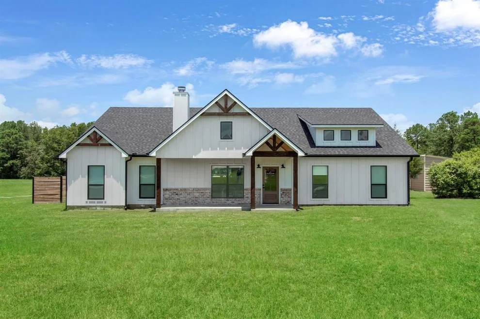 Unit for sale at 12110 Fm 355, Trinity, TX 75862