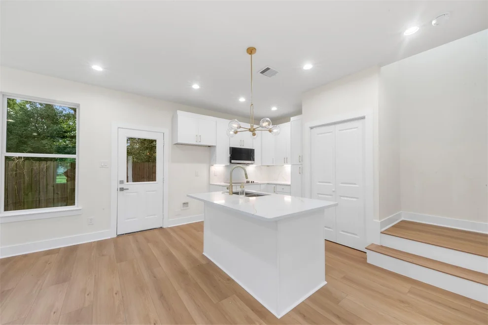 Unit for sale at 1275 Dewalt Street, Houston, TX 77088