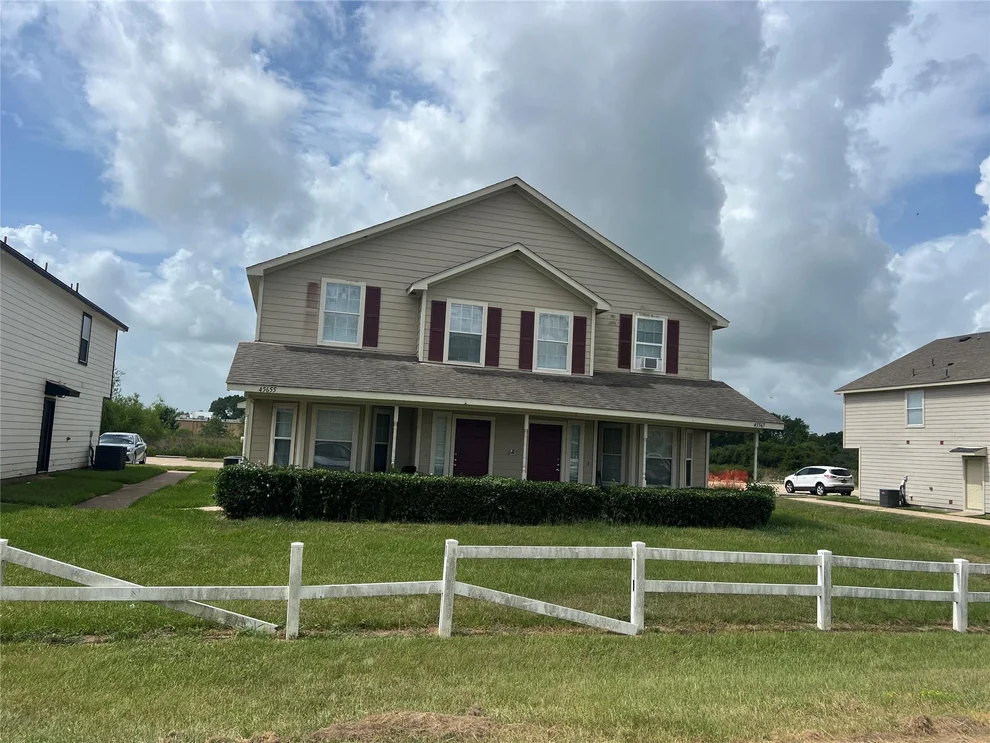 Unit for sale at 45655, 45657 Chapman Lane, Prairie View, TX 77445