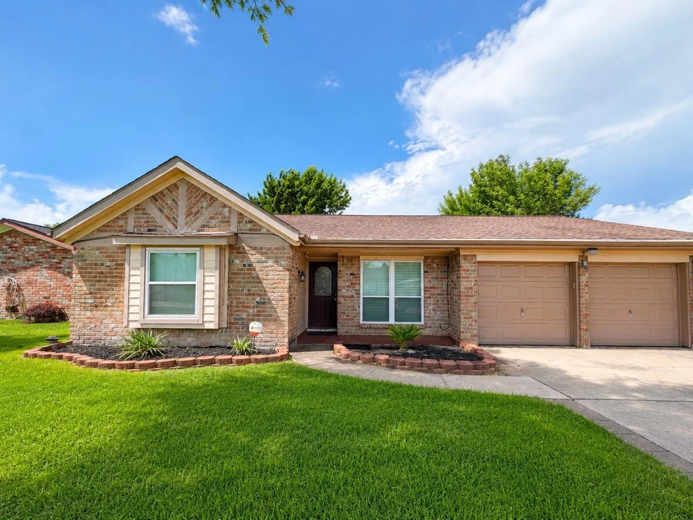 Unit for sale at 13823 Maisemore Road, Houston, TX 77015