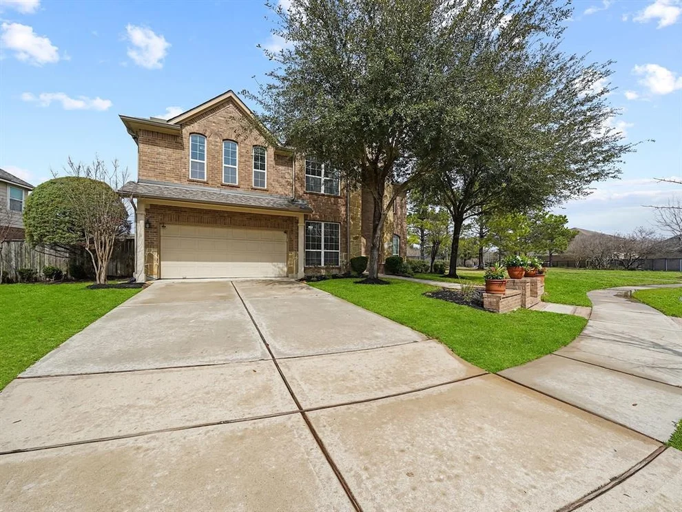 Unit for sale at 19530 Crescent Meadow Drive, Cypress, TX 77433