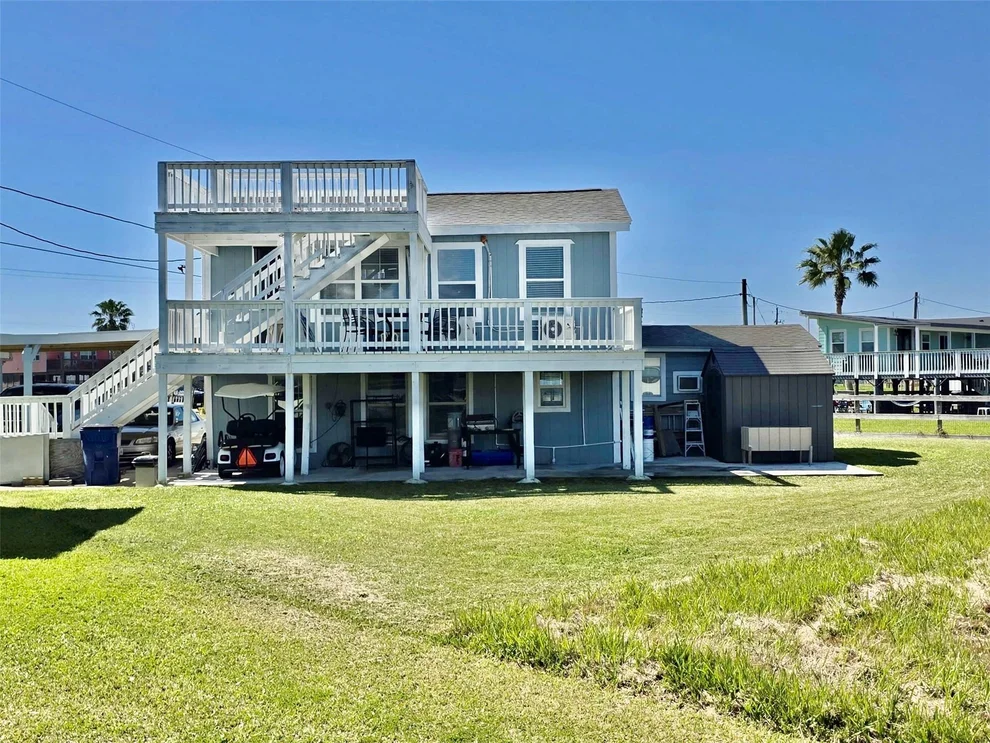 Unit for sale at 325 Texas Street, Freeport, TX 77541