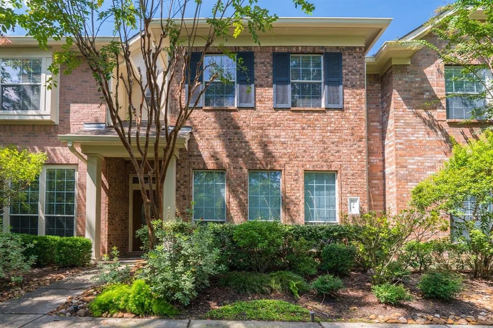 Unit for sale at 38 Aria Lane, The Woodlands, TX 77382