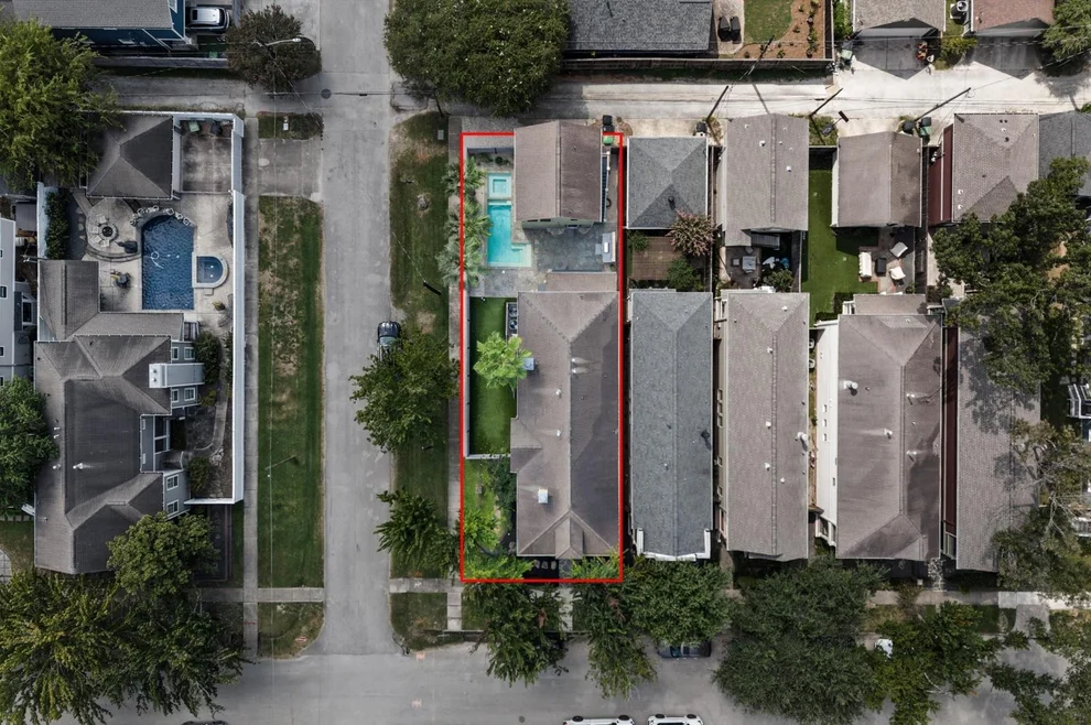 Unit for sale at 501 Columbia Street, Houston, TX 77007