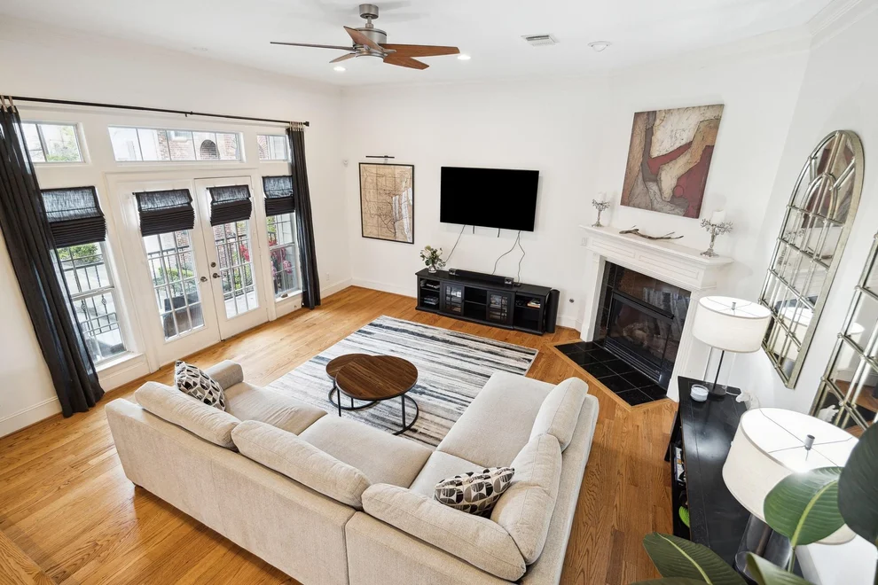 Unit for sale at 1004 Stanford Street, Houston, TX 77019